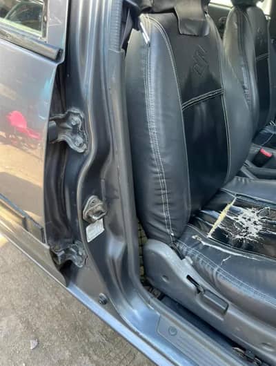 Suzuki Cultus VXR 2010  Suzuki Cultus VXR 2010 - Genuine Interior -