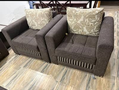 3+1+1 sofas + table