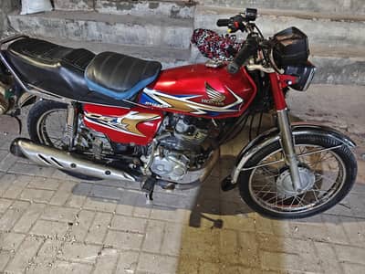Honda CG 125 Karachi No