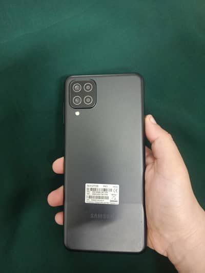 Samsung A12