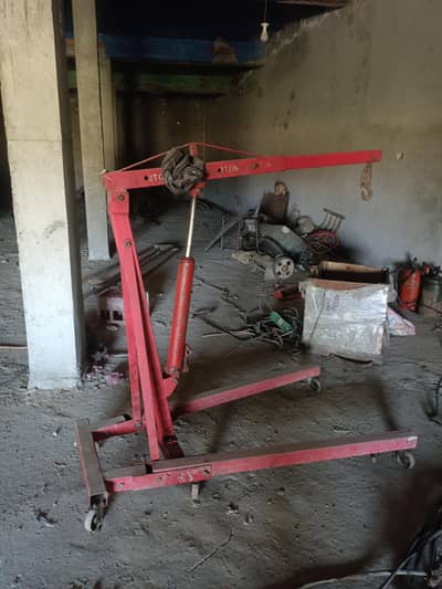 1 Ton Hydraulic Engine Crane – Heavy Duty Workshop Machine