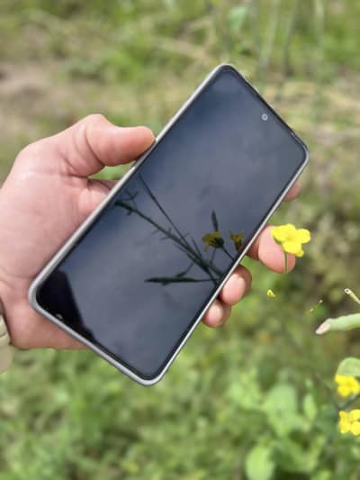 Vivo V400(8+256) - Warranty Main - Bilkul Saaf (No Scratch) - Full Box