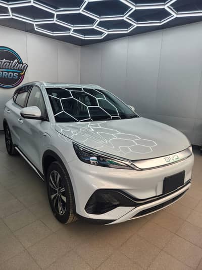 BYD Atto 3 Zero Meter Black And White