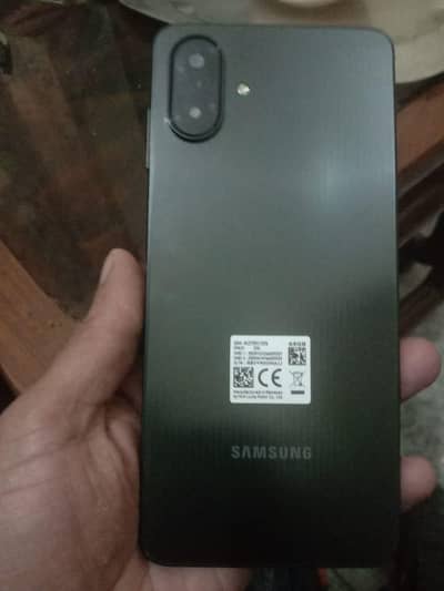 sumsng  mobile  a07 4 64 box and data cable