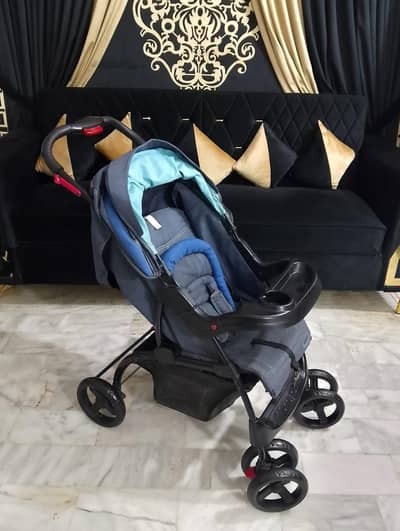 imported juniors brand pram v good condition
