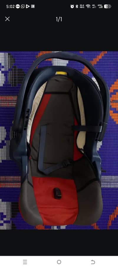 carry cot just 2 time slightly used