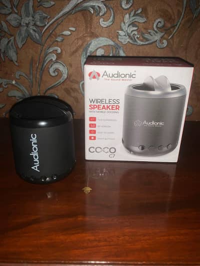 coco c7 10/10 condition with charging cable