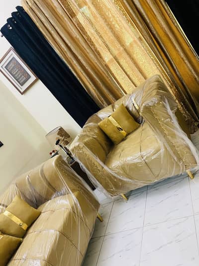 New Sofa, 5 seater , Few days use