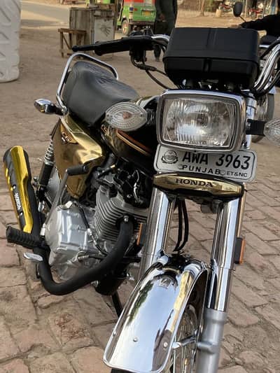 Honda Special edition self 125