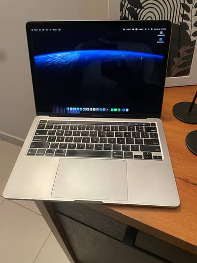 Macbook Pro M1 (with Box original charger - Urgent sell)
