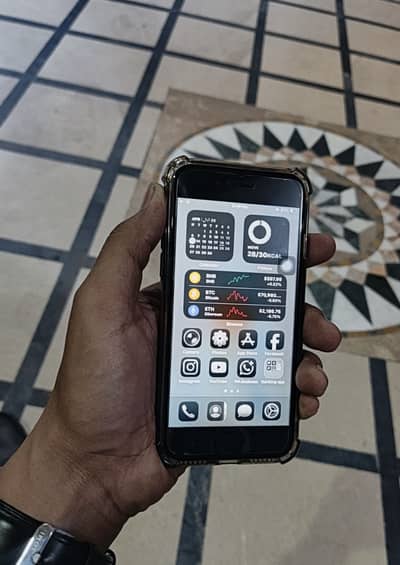 IPHONE SE 3 non pta 4 month sim chaly gi