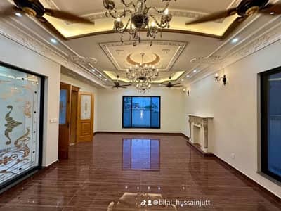 1 KANAL Beautiful Luxury Double Height Ed Lobby House for sale in DHA Lahore phase 7