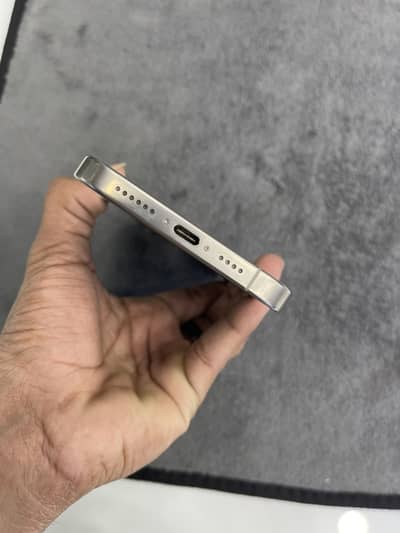 I phone 16 pro max 256 natural with box