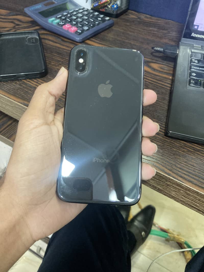 iPhone XS 0