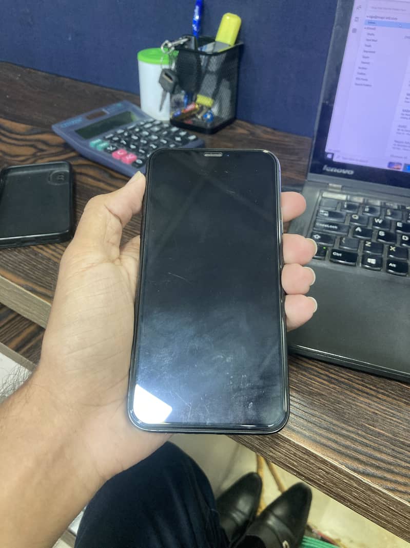 iPhone XS 1
