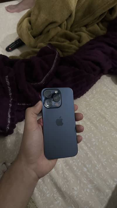 Iphone 15 pro pta approved 256 gb 87 battery