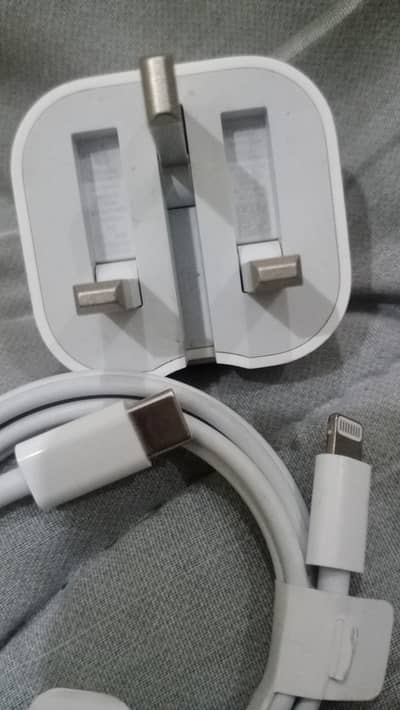 Three pin iPhone charger with cable