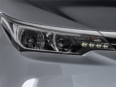 Toyota Corolla gli 2018 model front lights genuine fresh bilkul saaf