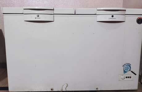 Dawlance Freezer and Refrigerator 2 in 1