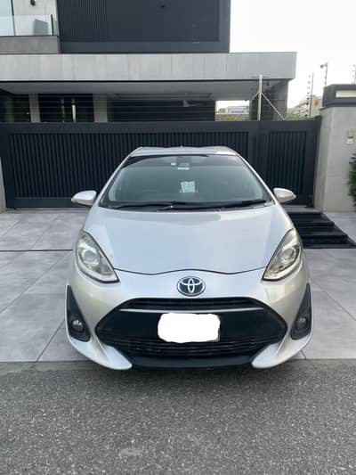 Toyota aqua  G package