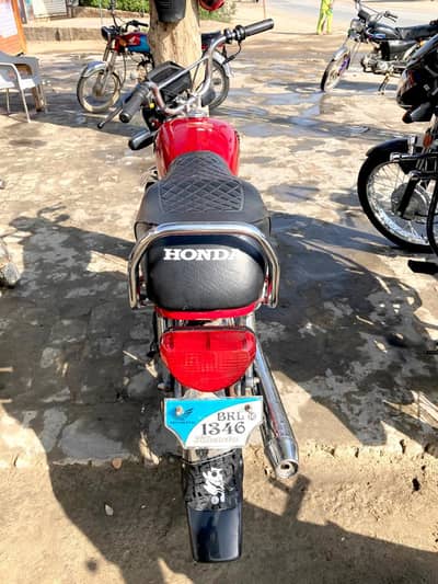 CD 70 2015 Model totel Genuine