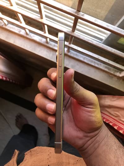 Iphone 15 pro max jv