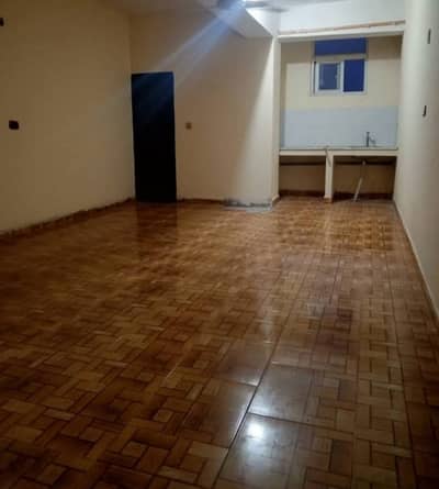 Book A Room Of 250 Square Feet In Lehtarar Road