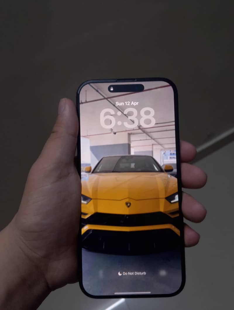 iphone 16 pro max 5