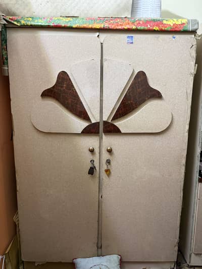 Wardrobe (almari) and divider