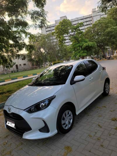 toyota yaris x hatchback 2021/24 in good condition