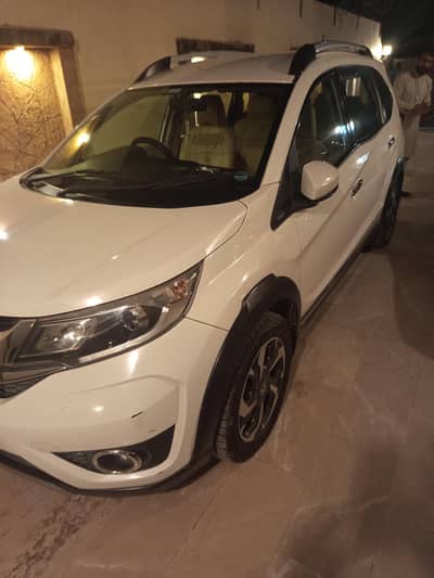 genuine condition sarif degi  pemnt baqi ok hai