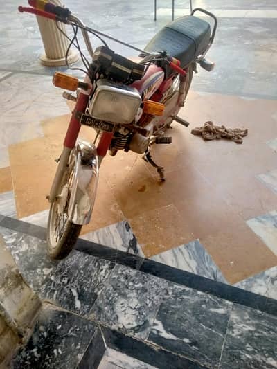 Yamaha 100 available for sale