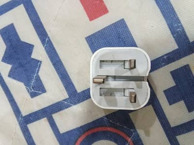 Apple 20 watt adapter 3 pin