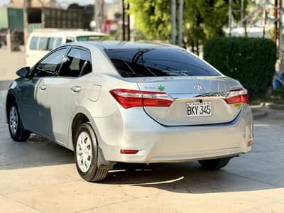 Corolla GLI 2015 model