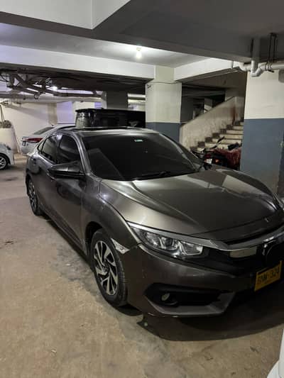 Honda civic 2018 UG full option