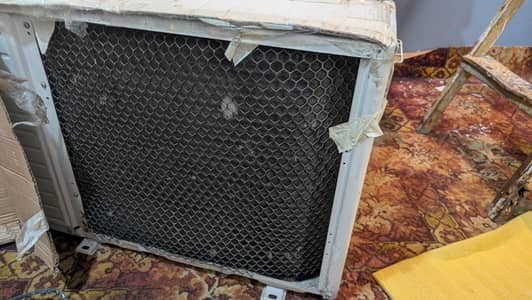 Mitsubishi 1 Ton non- inverter AC