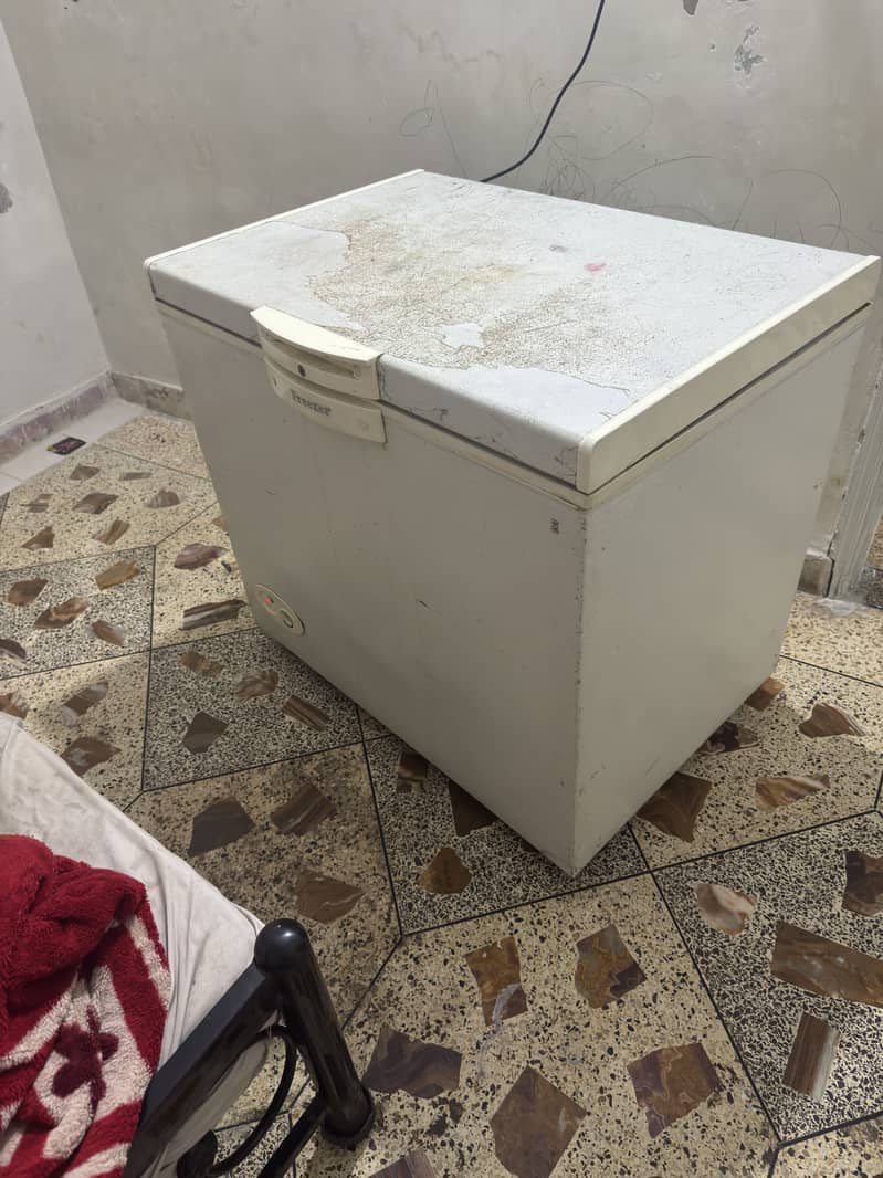 waves deep freezer 0