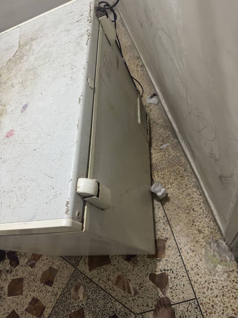 waves deep freezer 3