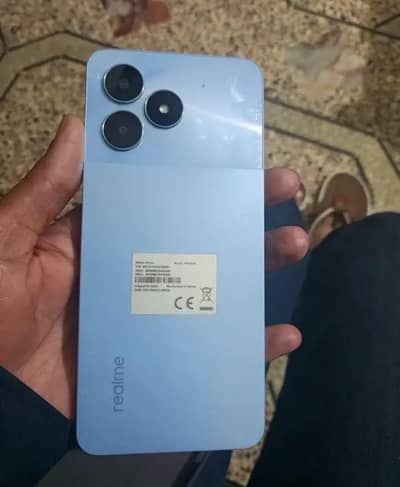 4+8 / 128 pta official approved with box urgent sale