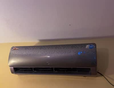 PEL inverter AC split 1.5 ton just like new