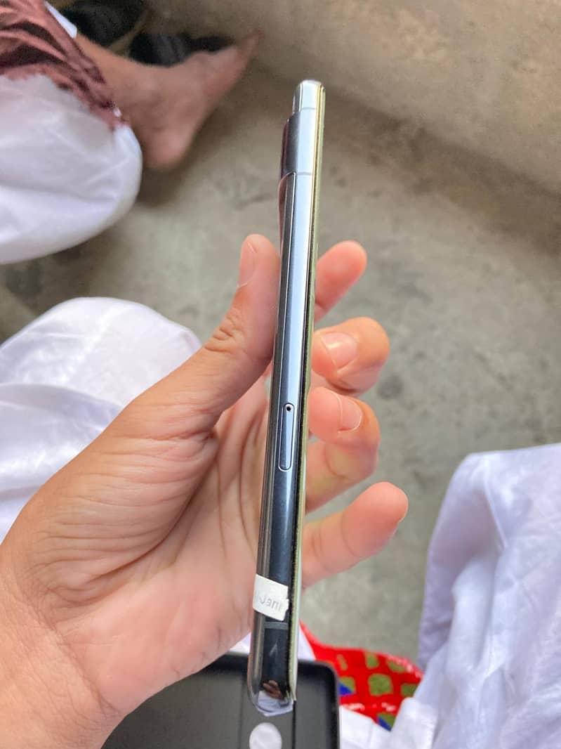 Google pixel 7 pro 12