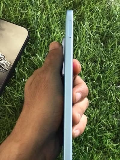 all ok 10 by 9 hey exchange possible iphone 11.12 . se etc