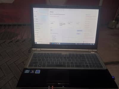 Asus U56E Metallic - Core i5 - 6GB RAM - 420GB Dual Drive (SSD+HDD)