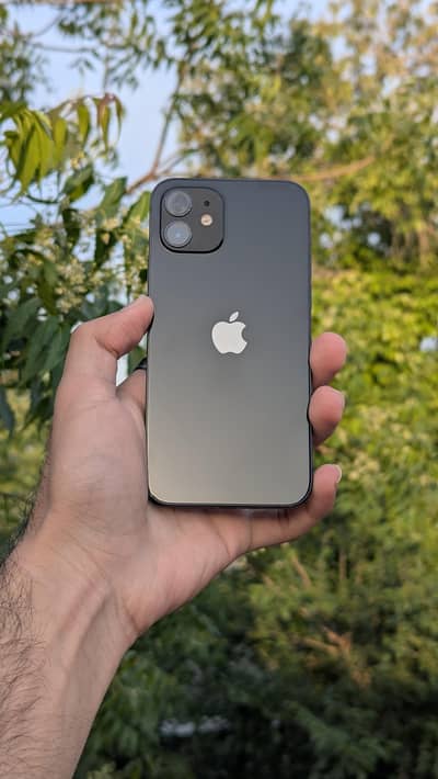 Iphone 12 neat condition
