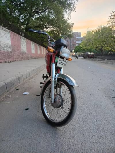 Honda CD70 | 2015 Model