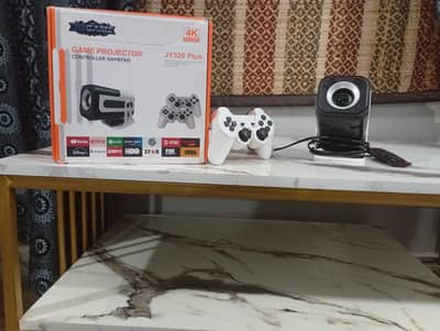 Gaming & TV projector