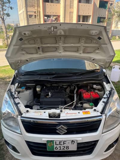 Wagon r 2017 2-3 piece minor touching