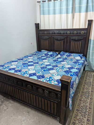 king sized double bed