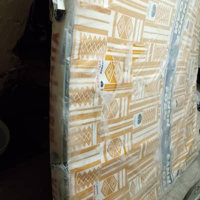 King size metres 72/78/4  0320-0433561