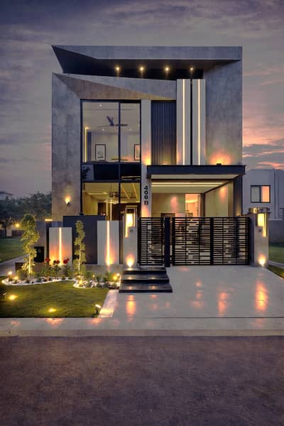 5 Marla Beautiful Modern Design Solid Manison For Rent In DHA Lahore